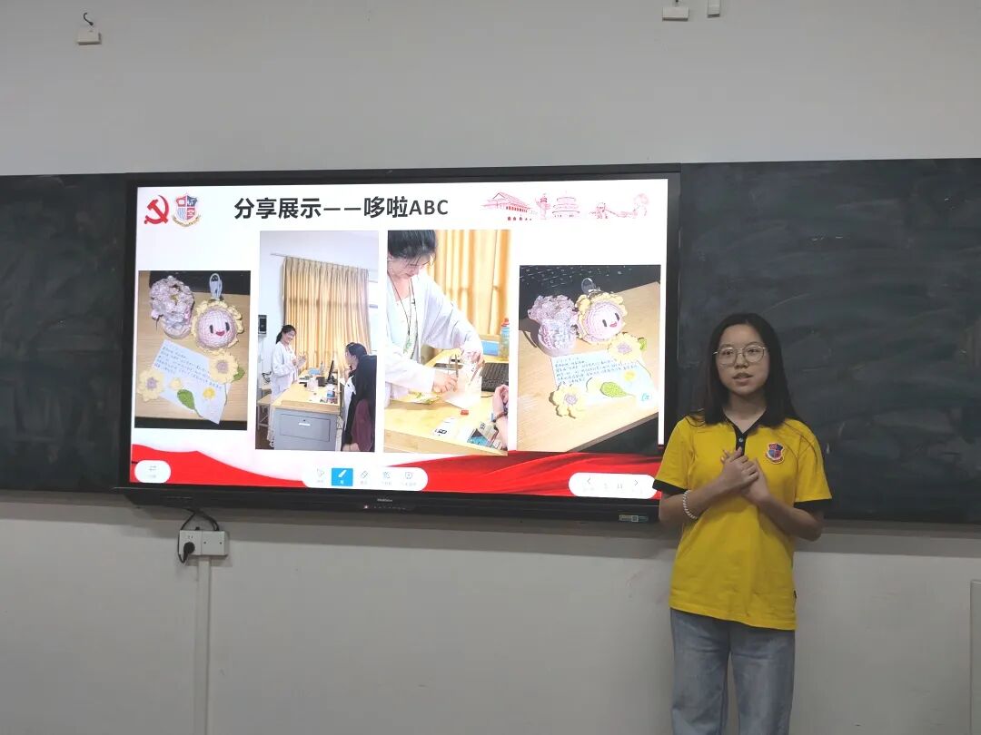 图为学生分享感悟(1)